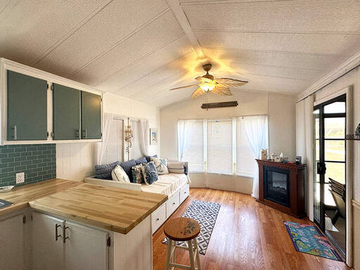 mobile home thumb