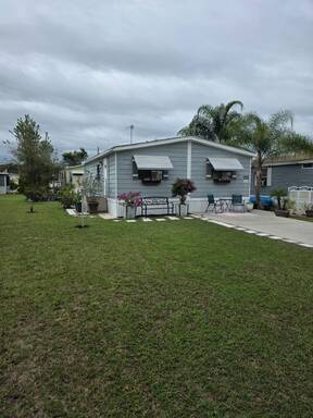 mobile home thumb