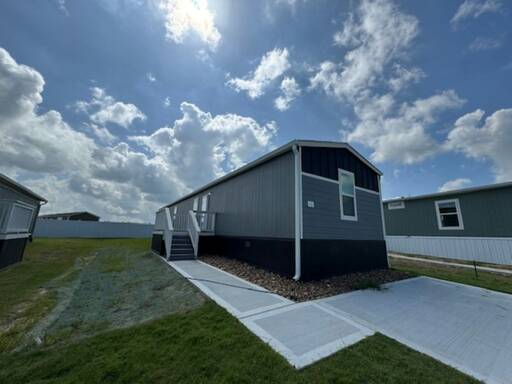 mobile home thumb