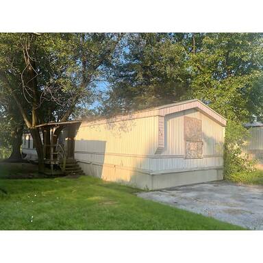 mobile home thumb