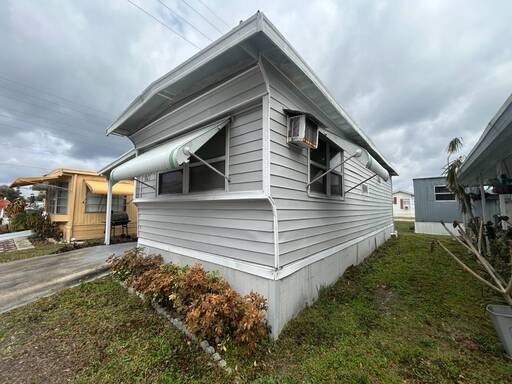mobile home thumb