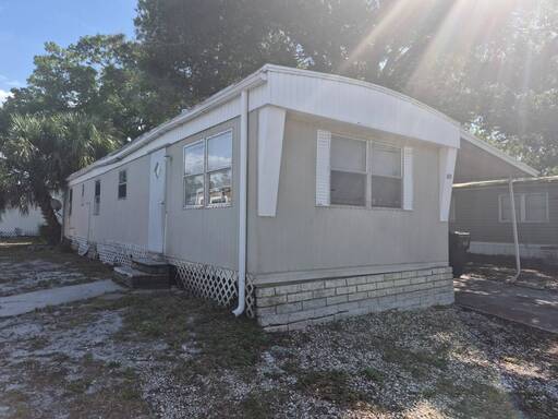 mobile home thumb