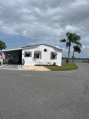 mobile home thumb