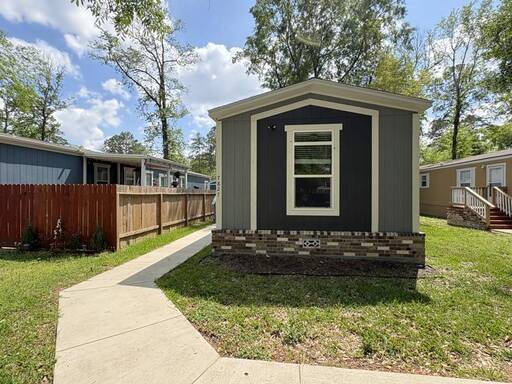 mobile home thumb