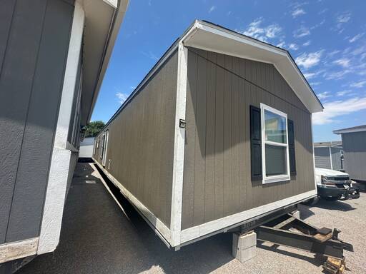 mobile home thumb