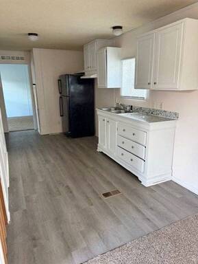 mobile home thumb
