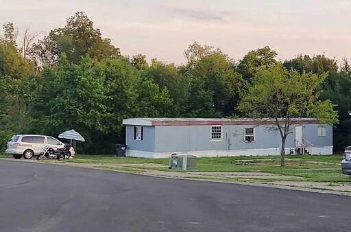 mobile home thumb