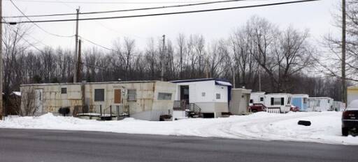 mobile home thumb