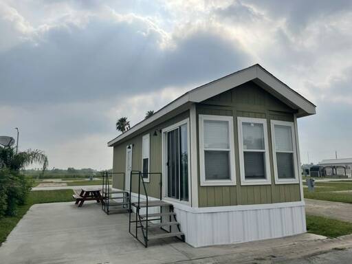mobile home thumb