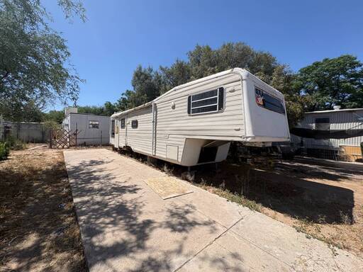 mobile home thumb